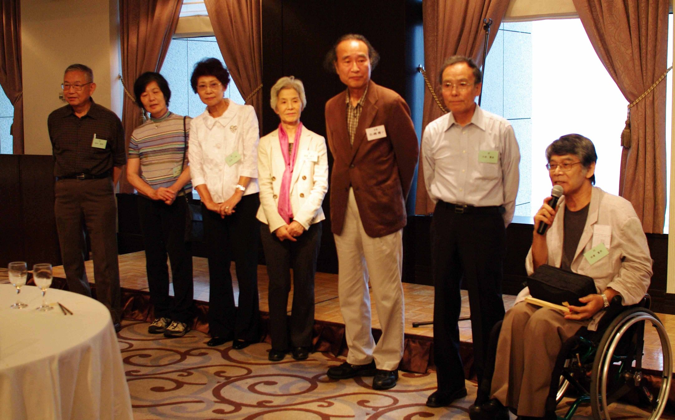 表紙、イラスト、などの担当者たち